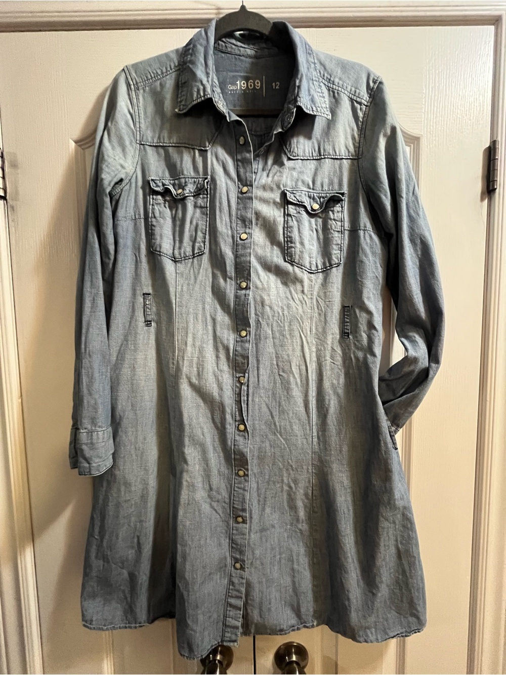 Gap Denim Snap Closure Dress